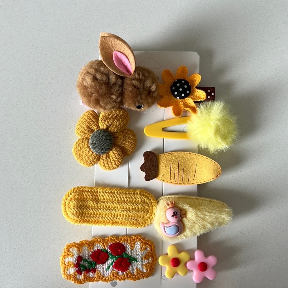 Girl’s Bunny 🐰 TalesUs Hair clips 9pcs